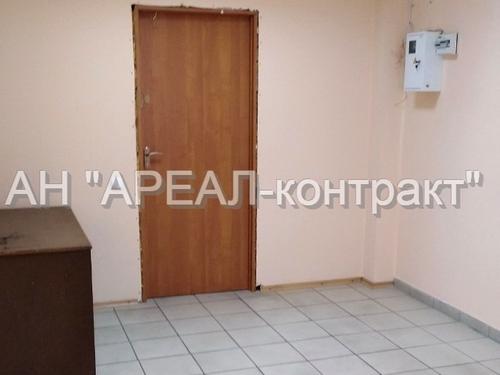 комерційна за адресою Перемоги вул., 131в