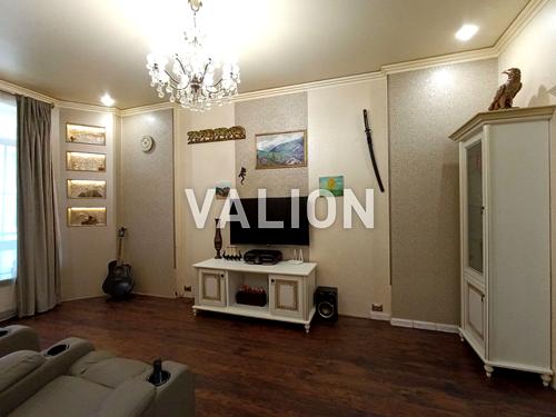 квартира за адресою Дегтярна вул., 8