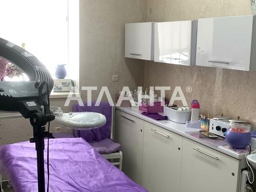 комерційна за адресою Академіка Сахарова вул., 20