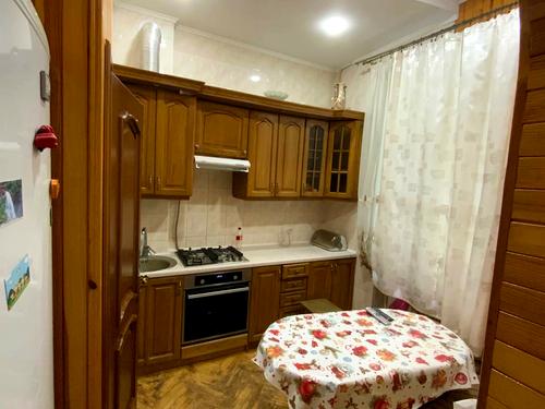 квартира за адресою Володимира Антоновича вул. (), 9
