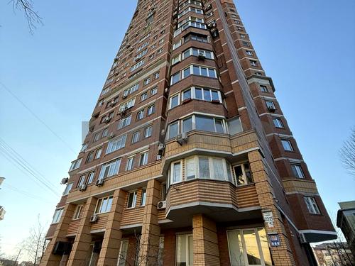 квартира за адресою Клінічна вул., 23/25