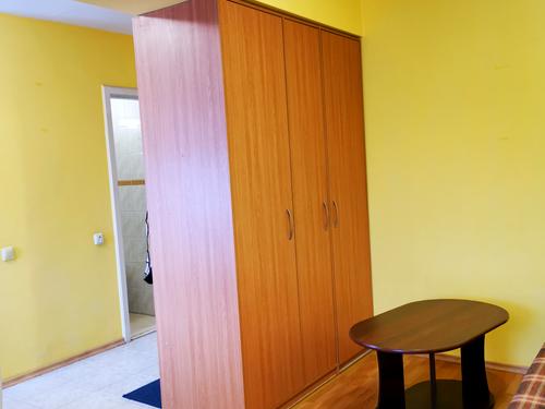 квартира за адресою Богатирська вул., 8