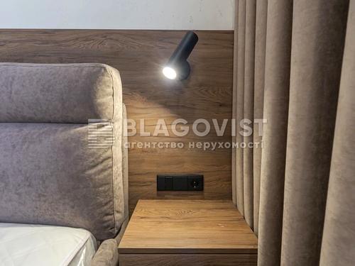 квартира за адресою Олександра Олеся вул., 7