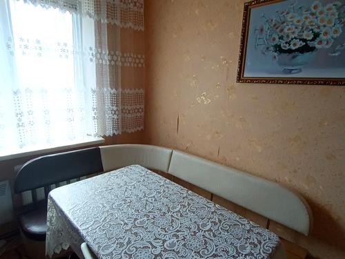 квартира за адресою Кривий Ріг, Алмазна вул. (Погребняка), 43