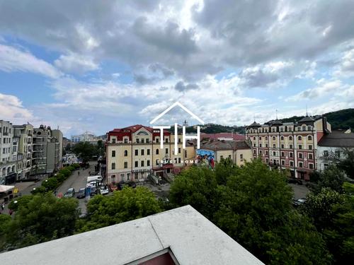 комерційна за адресою Спаська вул., 9