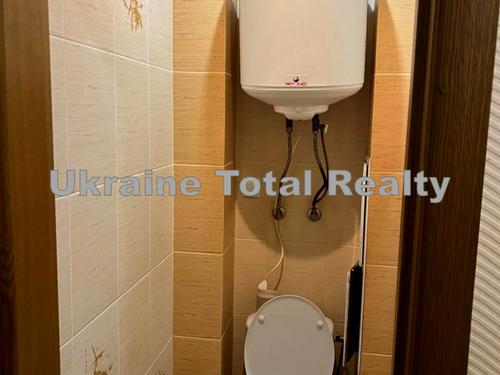 квартира за адресою Анни Ахматової вул., 19