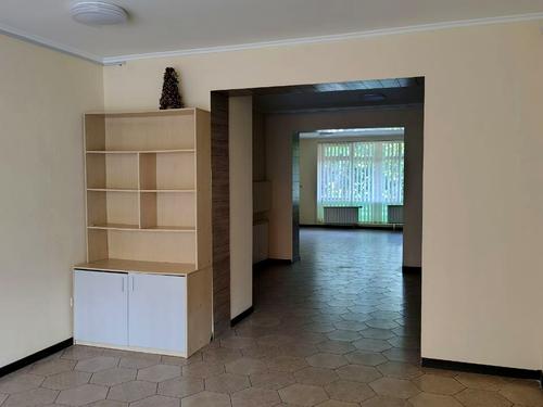 комерційна за адресою Оболонська набережна вул., 19