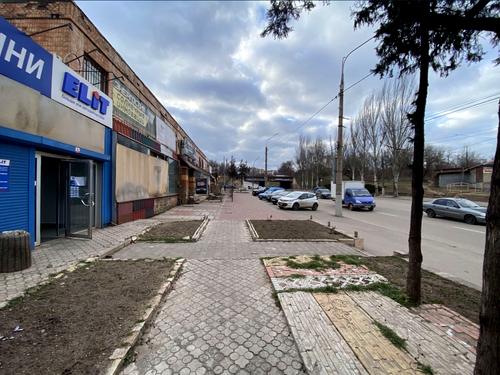 комерційна за адресою Вільної Ічкерії вул. (Волгоградська), 4