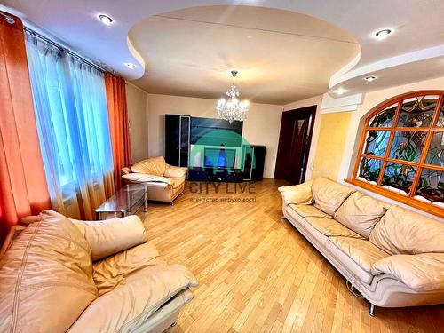 квартира по адресу Карпатської Січі ул., 8