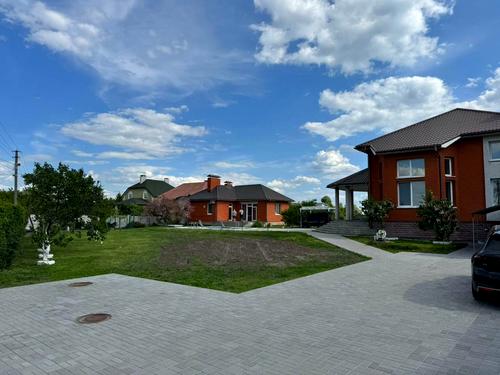 будинок за адресою Суворова
