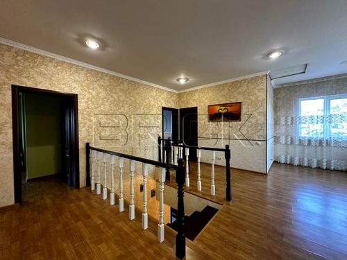 квартира за адресою Вишнева вул., 3