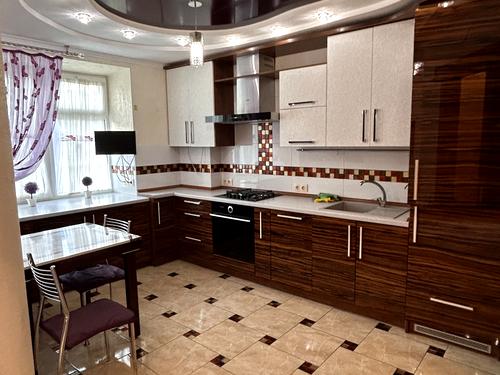 квартира за адресою Панаса Мирного вул., 18