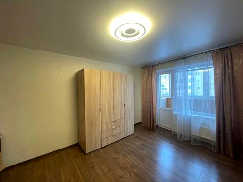 квартира за адресою Миколи Бажана просп., 5-Б