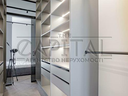 квартира за адресою Антоновича вул. (Горького), 44