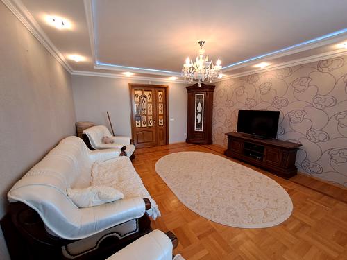 квартира за адресою Львівська вул., 12