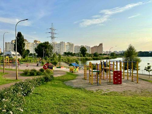 квартира по адресу Ревуцкого ул., 40-Г