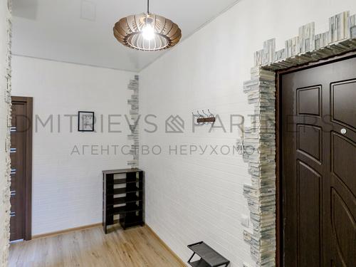 квартира за адресою Затишна вул., 4