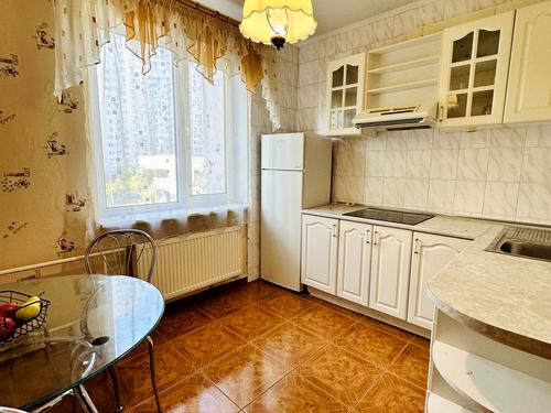 квартира за адресою Мішуги, 3