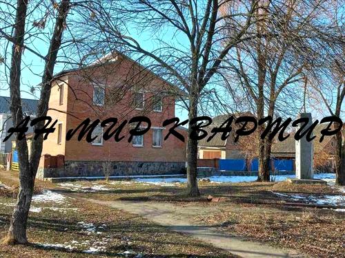 дом по адресу Героїв Крут ул., 23
