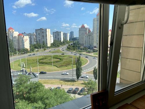 квартира по адресу Левка Лукьяненко ул. (Маршала Тимошенко), 18