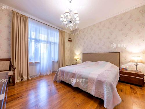 квартира за адресою Ярослава Мудрого вул. (Петровського), 33