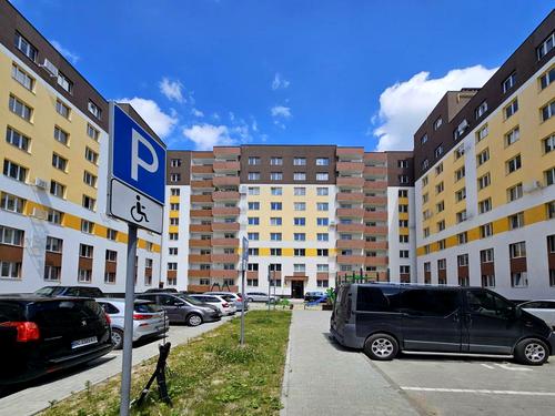 квартира по адресу Героїв Крут ул., 5