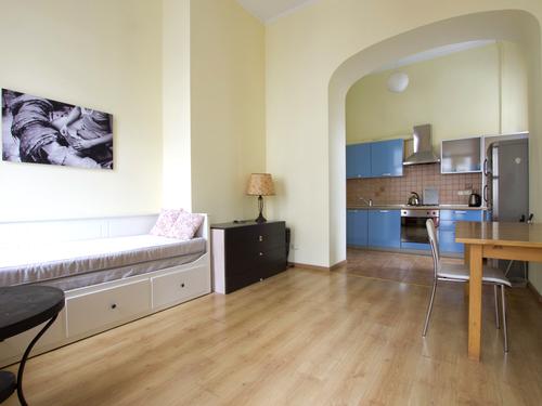 квартира за адресою Рейтарська вул., 25