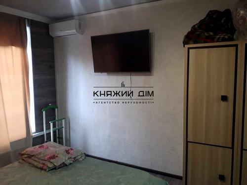 квартира за адресою Любомира Гузара просп. (Космонавта Комарова), 11