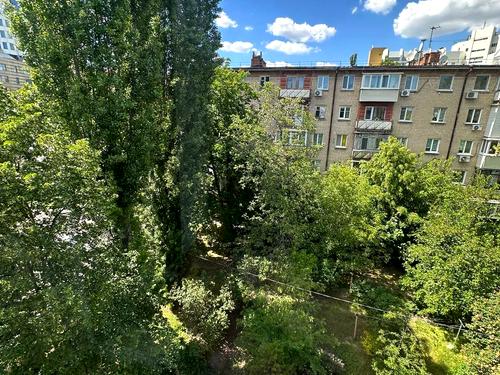 квартира за адресою Дмитра Яворницького просп. (Карла Маркса), 6