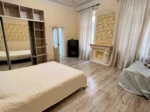 квартира за адресою Сильвестра Гавришкевича вул., 8
