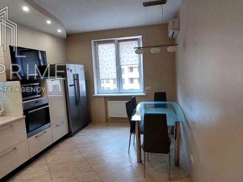квартира за адресою Дмитрівська вул., 75