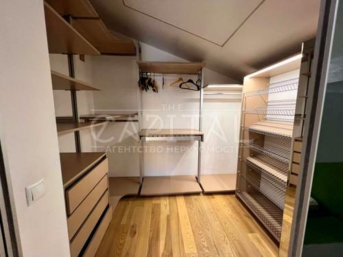 квартира за адресою Регенераторна вул., 4