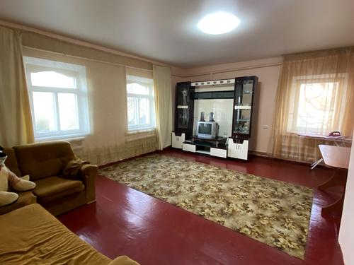 будинок за адресою с. Карпівці, ранкова, 10