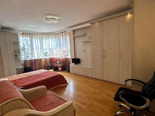 квартира за адресою Миколи Бажана просп., 10