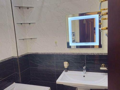 квартира по адресу Петропавловская ул., 40