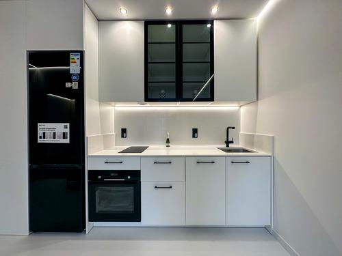 квартира за адресою Салютна вул., 2к9
