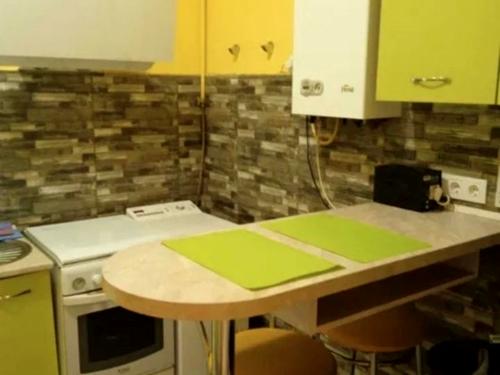квартира за адресою Героїв УПА вул., 18