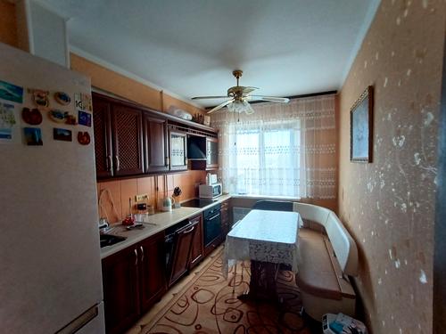 квартира за адресою Кривий Ріг, Алмазна вул. (Погребняка), 43