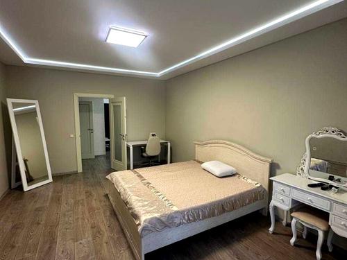 квартира по адресу Драгоманова ул., 2