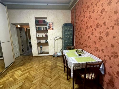 квартира за адресою Володимира Антоновича вул., 9