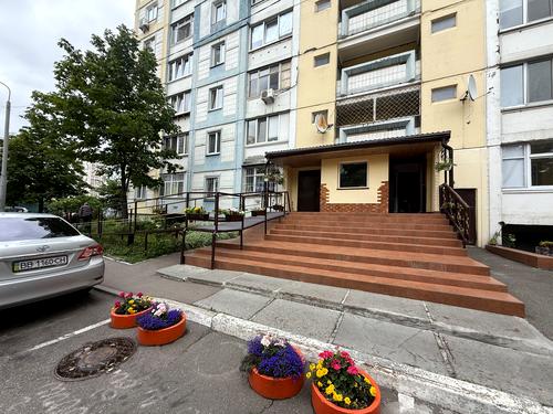 квартира по адресу Драгоманова ул., 8