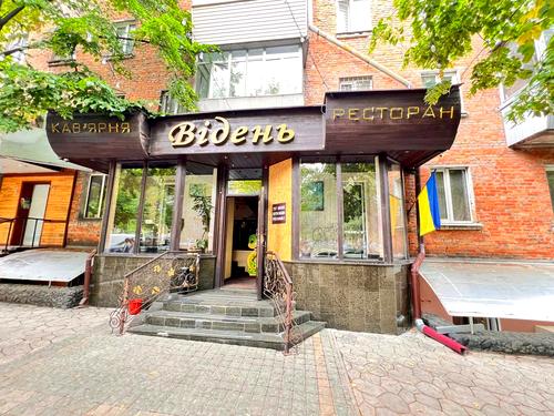 комерційна за адресою Олександра Поля просп. (Кірова), 108