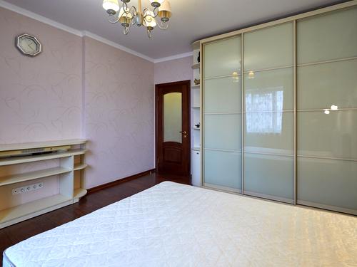 квартира по адресу Драгоманова ул., 31-Б