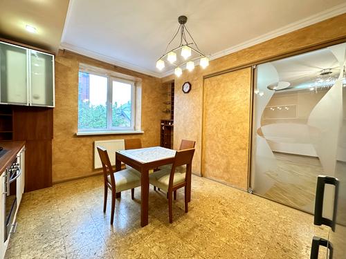 квартира за адресою Петра Калнишевського вул., 12