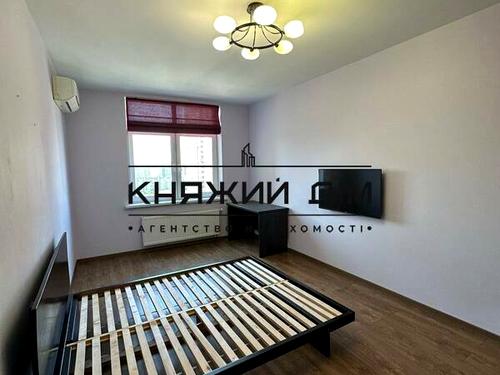квартира за адресою Київ, Драгоманова вул., 40-Е