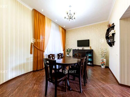 будинок за адресою Леся Сердюка вул. (Командарма Корка)