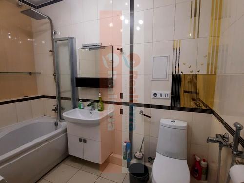 квартира за адресою Бориса Гмирі вул., 8-Б