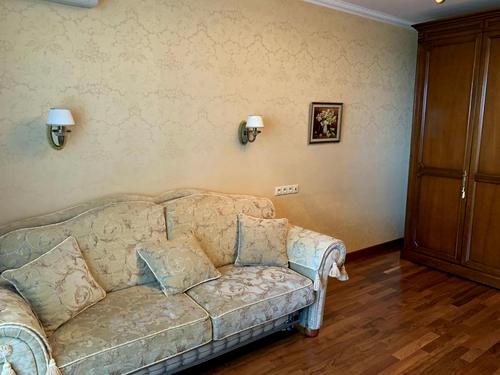 квартира за адресою Миколи Амосова вул., 4