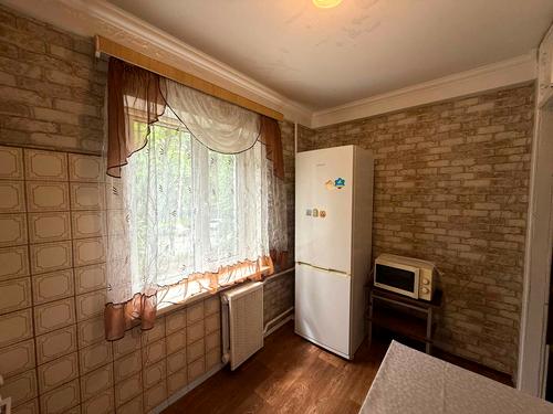 квартира за адресою Сірожупанників вул. (Валентина Сєрова), 36