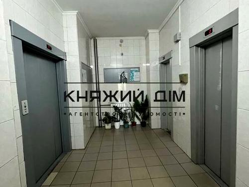 квартира по адресу Миколы Бажана просп., 12